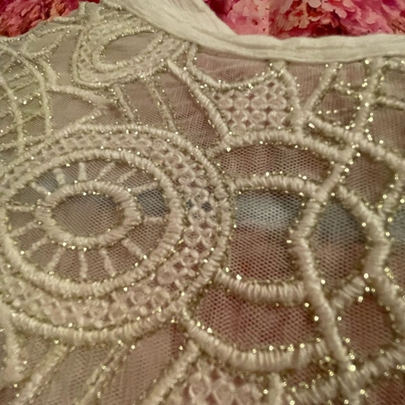 Free people top with embroidered bodice - Picture 5 of 6
